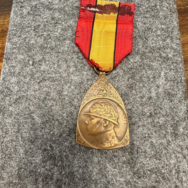 WW1 Belgian Medal 2.jpeg_23923